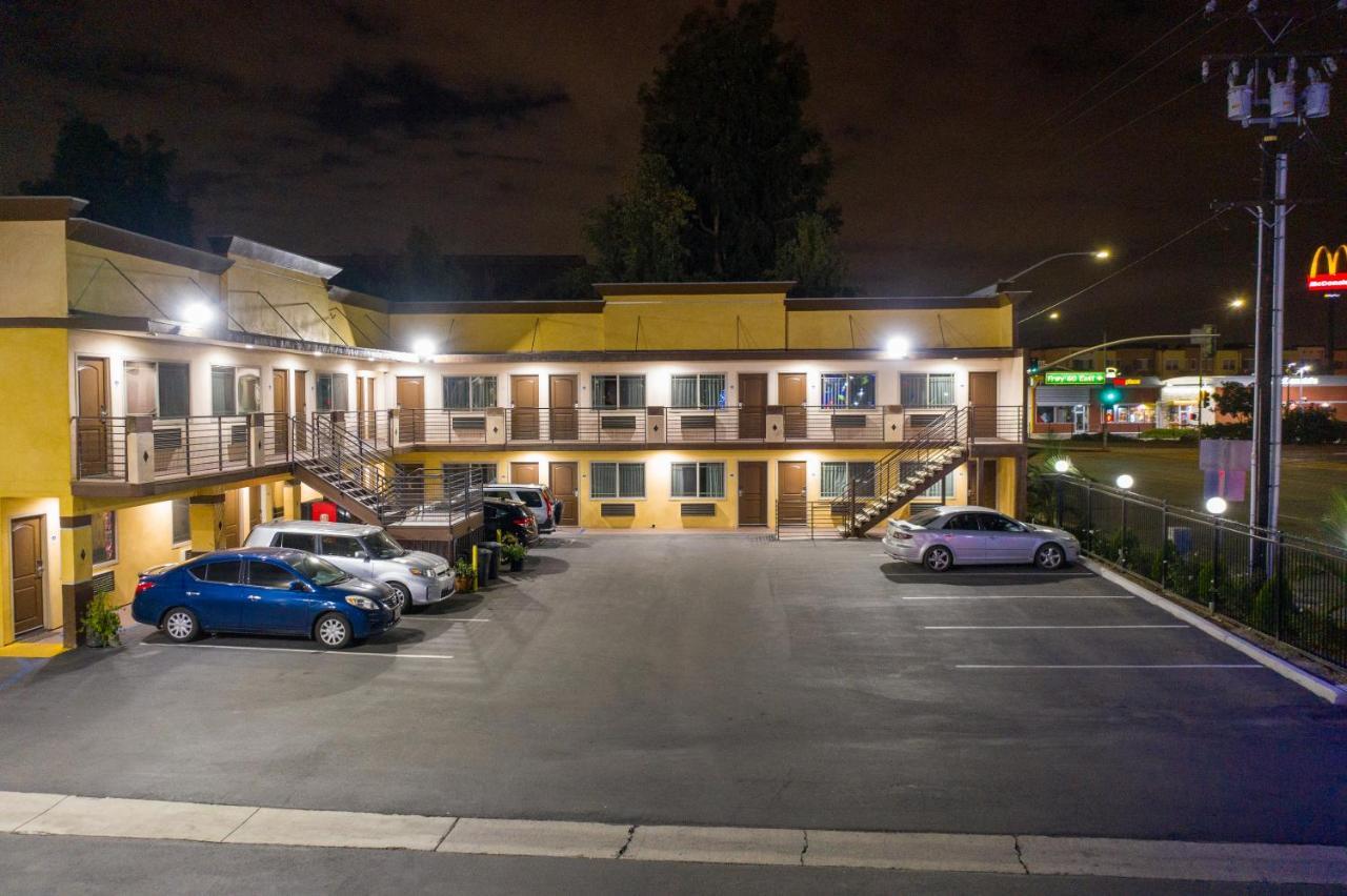 Starlight Inn South El Monte Bagian luar foto